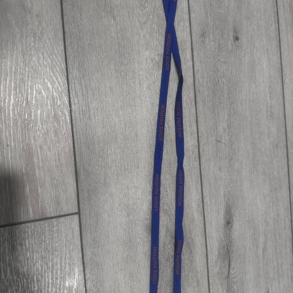 AUTHENTIC LOUIS VUITTON RIBBON - Picture 2 of 4